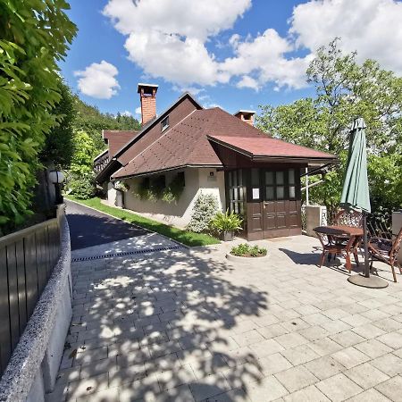 Apartmaji Mak Jesenice Exterior photo